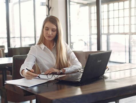 Secretary 的图像结果