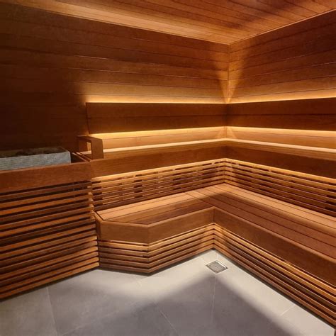 Stone and tiles in the sauna | Finnmark