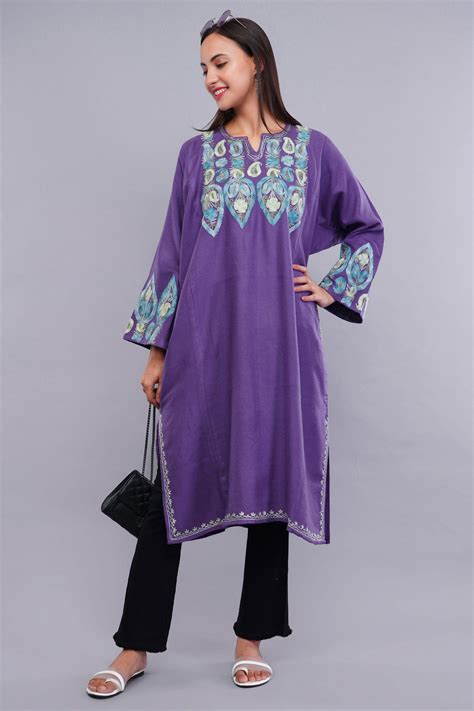 Explore Traditional Kashmiri Crafts & Foods, Apparel | Hamiast.com