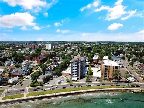 3 Lynn Shore Drive unit 3r Lynn, MA