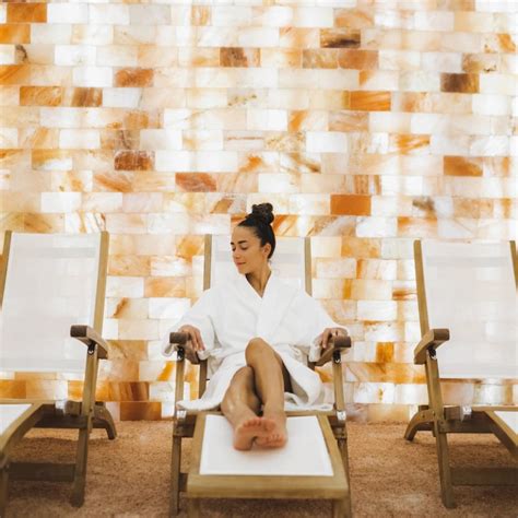 Halotherapy benefits: how salt therapy can help with sinus pain