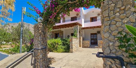 George Seaside Serviced Studios & Apartments - Pefki, Rhodes