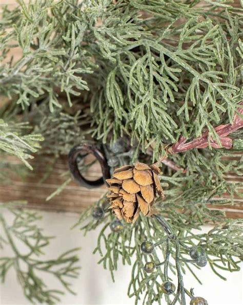 68" Faux Cedar Garland - ELAN BAZAAR