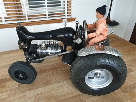 Sewing Machine Tractor 的图像结果