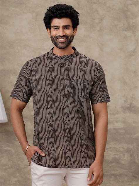 Men Cotton Short Length Printed Pocket Kurta Browny Black OD40