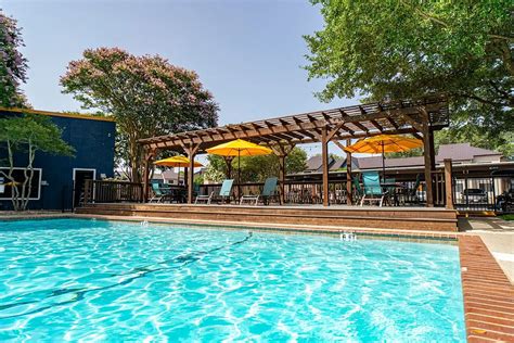 The Baxter at Westwood - Austin, TX 78750 | ApartmentGuide.com