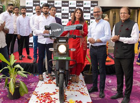 Kinetic Green targets 50,000 E-Luna sales from last-mile delivery ...