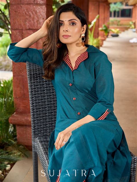 Kalamkari-accented teal cotton kurta with a beautifully balanced combi ...