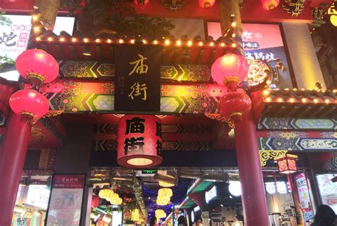 桂林明清时代遗留下的唯一一片历史街巷，本地人最爱逛吃逛吃。_东西