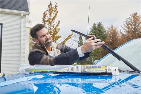 Best Winter Windshield Wiper Blades for Ice and Snow - AutoZone