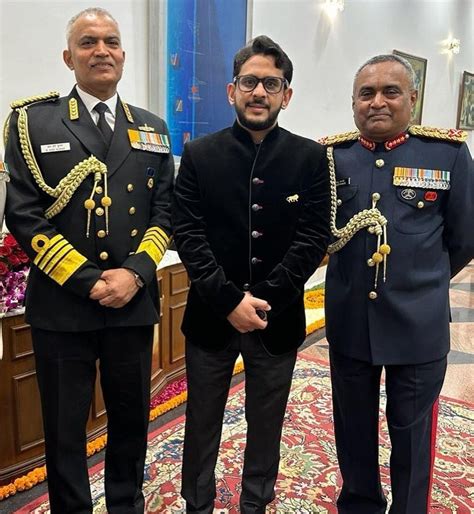 Boat co-founder Aman Gupta attended dinner at Rashtrapati Bhavan : r/StartUpIndia