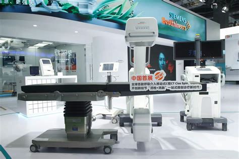 神经外科实施科室首例经远桡动脉全脑血管造影术-陕西省人民医院