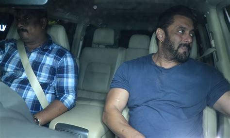 Salman Khan attends producer Murad Khetani's birthday party