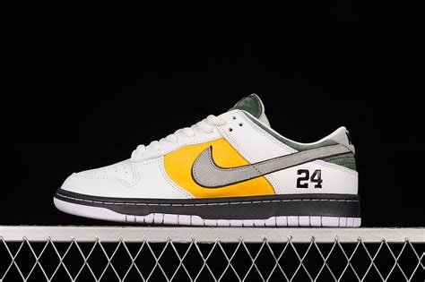 Otomo Katsuhiro x NikeSB Dunk Low Pro - Kobe