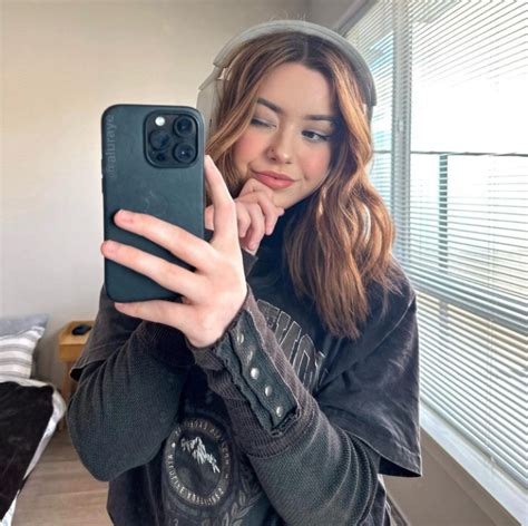 Aluraye escort from Malaga - EscortHub