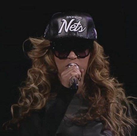 Blue-Hornet: Η Beyonce επιστρέφει στη συναυλία του Jay Z και τραγουδούν ...
