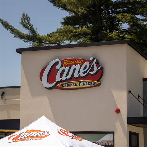 Raising Cane's opens in Saugus — finally - Itemlive