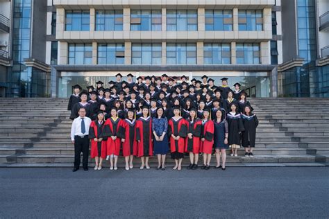 中国传媒大学2021届毕业典礼隆重举行