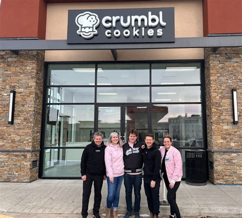 Crumbl Cookies Opening Its First Canadian Location in Edmonton This Month