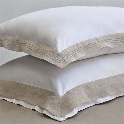 Oak Pillow Cover Set of 2 – Lino