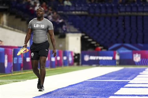 How to Watch NFL Combine: Live Stream NFL, TV Channel, Defensive ...