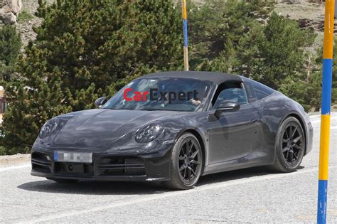 Porsche 911 Targa shows off its updated design | CarExpert