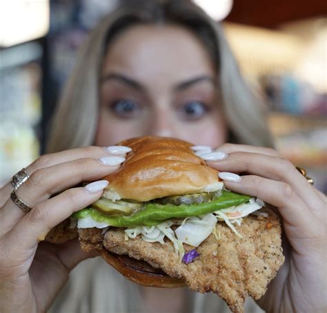 Screenshot 2023-06-17 at 9.26.00 PM – Rhino Market & Deli