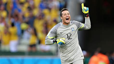 Ex-Brazil keeper Julio Cesar rejoins Flamengo plans to retire in three ...