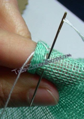 Drawn Thread Work Patterns 的图像结果