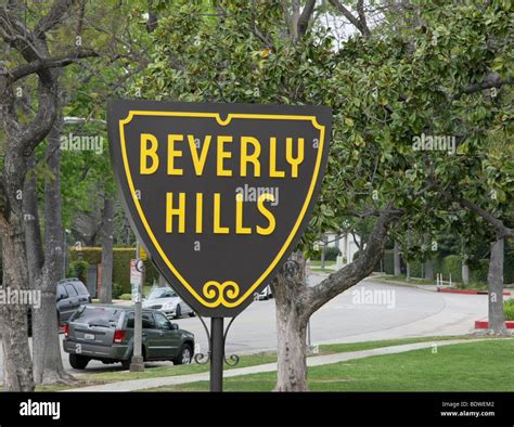 Beverly hills sign in beverly hi-res stock photography and images - Alamy