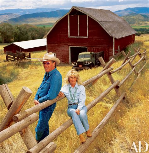 Peter Fonda 2026: Wife, net worth, tattoos, smoking & body facts - Taddlr