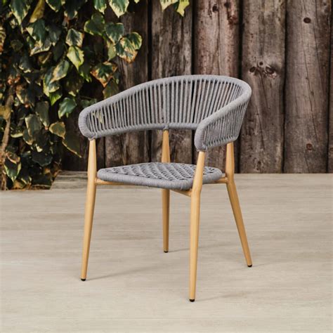 Commercial Outdoor Dining Furniture