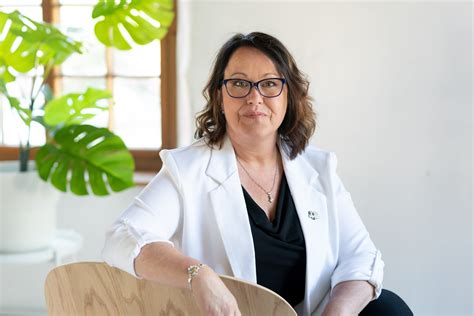 Volunteers urgently needed at Montreal non-profit that helps women flee ...