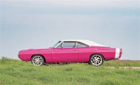 This Is Not Your Grandpa's Dusty Mopar! 1970 Dodge Charger Rocks a Hemi ...