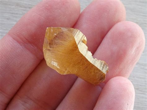 Rutile in Quartz (Himalaya) | 虹石屋