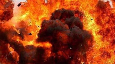 2 killed, 1 injured due to oxygen cylinder blast at Jaipur factory