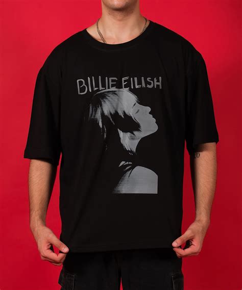 Eilish Elegance - Oversized T-shirt – TheBTclub