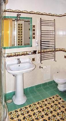 ceramiche vietri bagno bagni con ceramiche di vietri foto di il principe resort ceramiche vietri bagno bagni con ceramiche di vietri foto di il principe resort