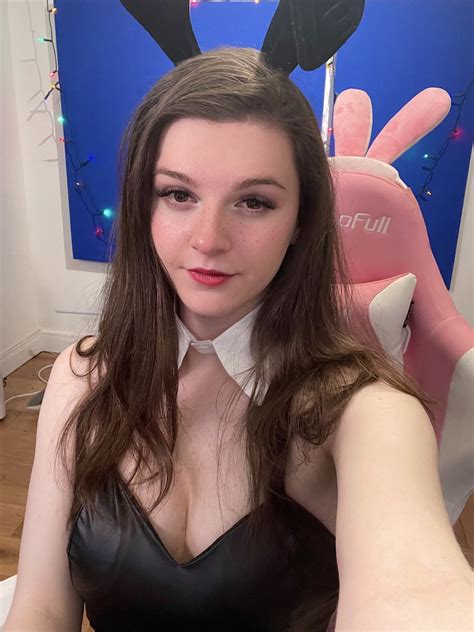 dedicated F1NN5TER sideblog