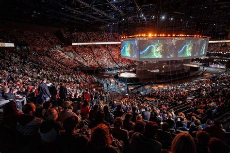 All 10 teams participating in the newly-franchised League of Legends ...
