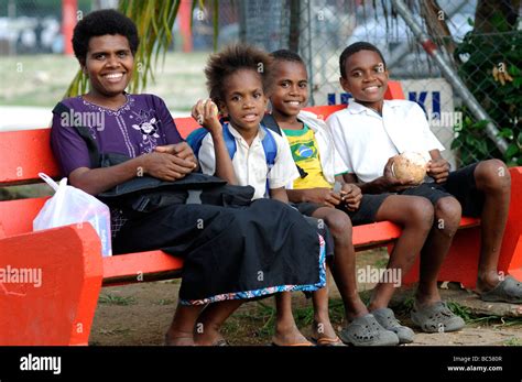 Vanuatu People 的图像结果