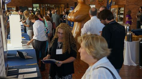 New Faculty Orientation - Faculty Development - LibGuides at Murray ...