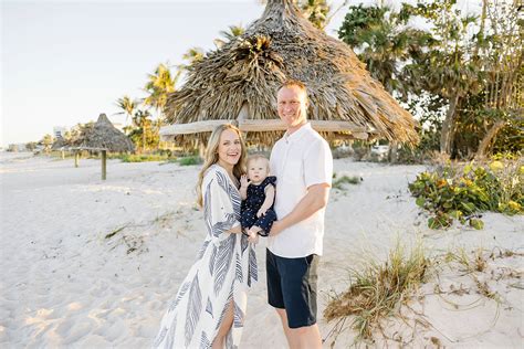 Lowdermilk Park | Family Portrait Session - shanelongphotography.com