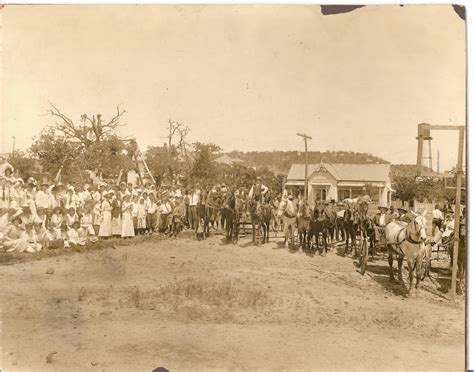[The Ground-breaking for Mineral Wells High School, 1914] - The Portal to Texas History