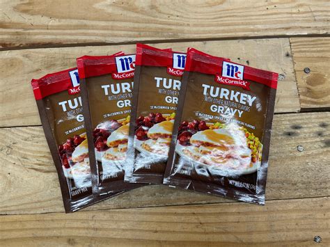 Lot - lot of four McCormick turkey gravy packs