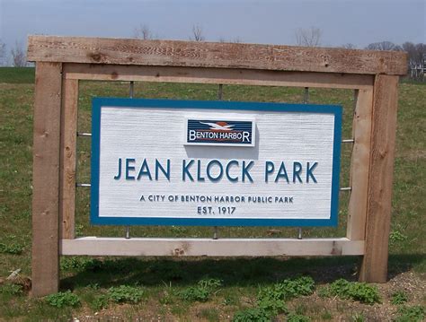 GET UP, BENTON HARBOR AND MICHIGAN, STAND UP FOR YOUR RIGHTS! | VOICE ...