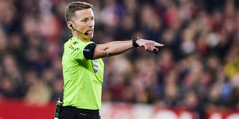 Salen a la luz los audios del VAR - "menos mal..." Real Madrid