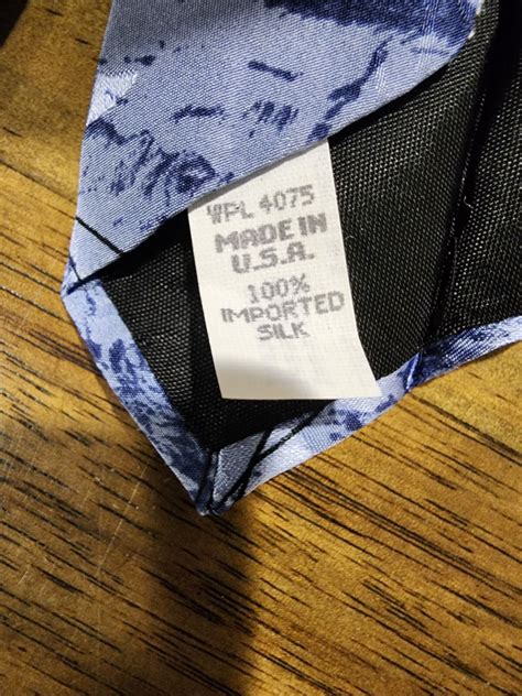 Vintage Endangered Species North American Neck Tie, E… - Gem
