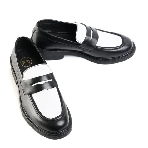 Monkstory Cosmopolitan Contrast Penny Loafers - Black/White