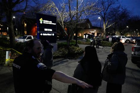 2 shot by federal agent after 'targeted' stop, Portland mayor asks ICE to halt operations